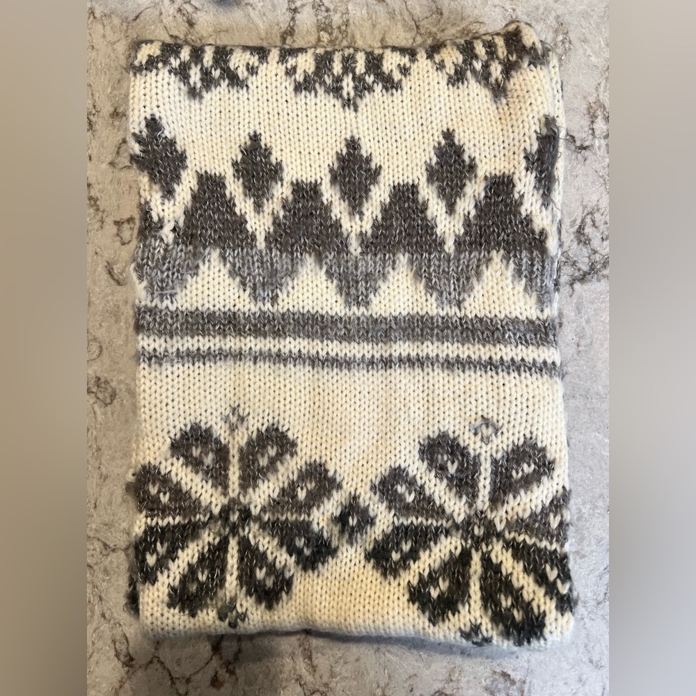 Snowflake Printed Infinity Scarf